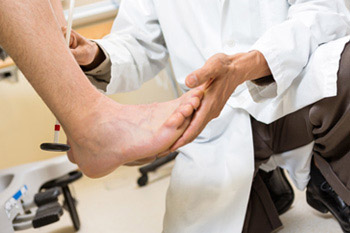 podiatrist, foot doctor in the Nevada County, CA: Grass Valley (Union Hill, Truckee, Peardale, Willow Valley, La Barr Meadows, Alta Sierra, Nevada City), as well as Placer County, CA: Roseville, Lincoln, Auburn, and Sutter County, CA: Yuba City, Live Oak areas